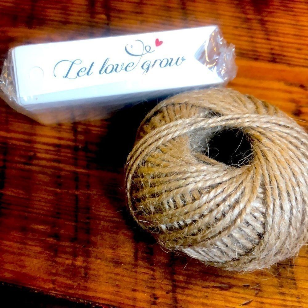 100 pc Craft Tags with Twine NIP - Picture 1 of 2